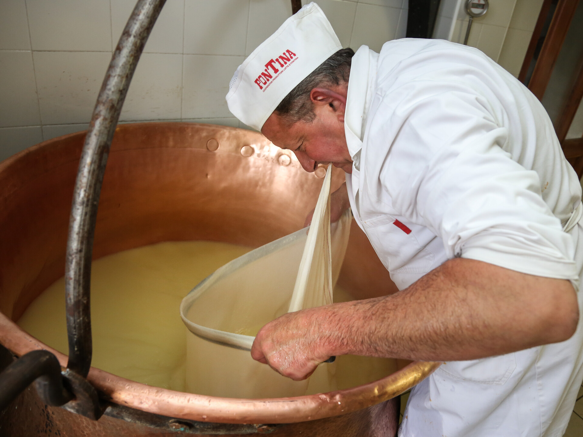 produzione del formaggio Fontina